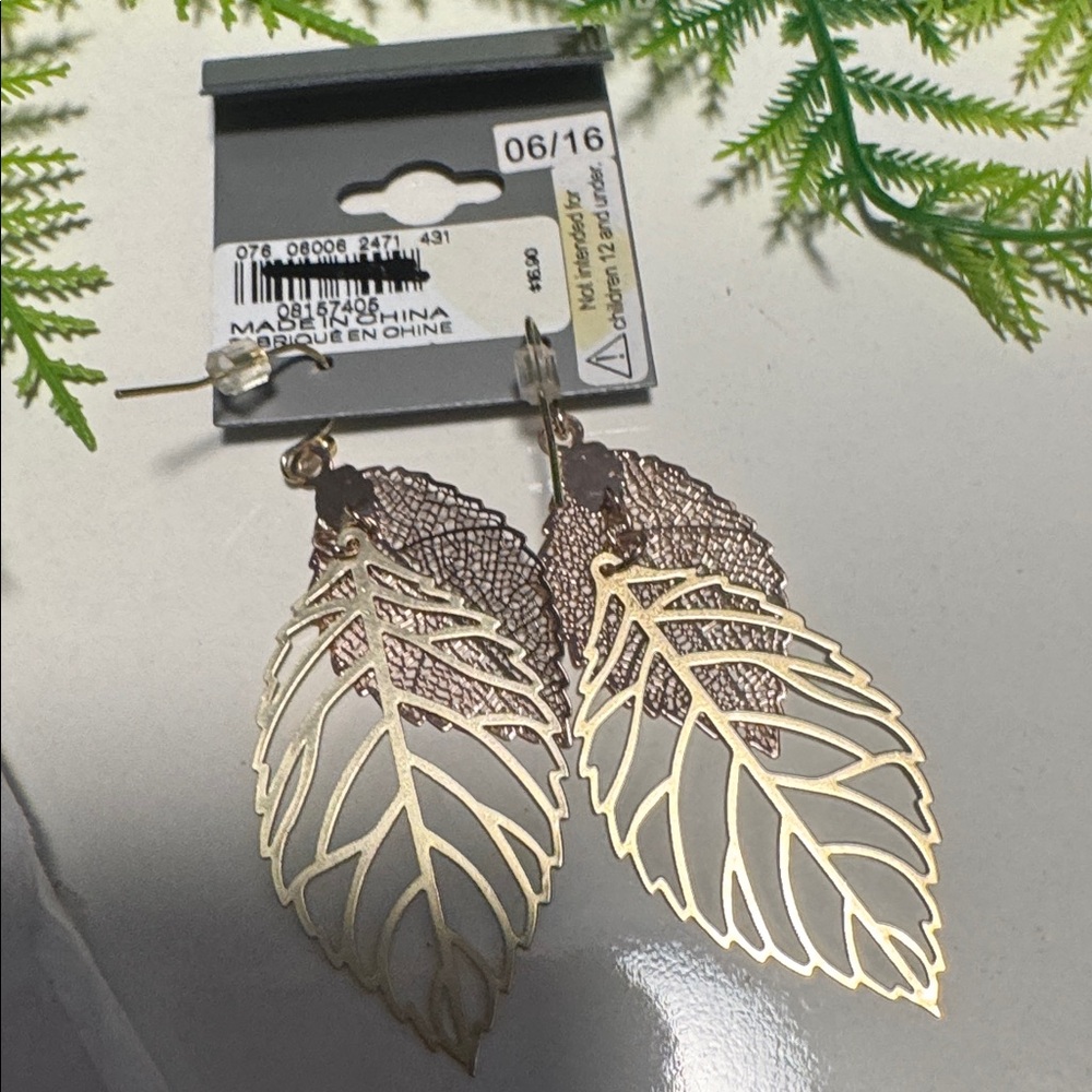 Express Rose Gold and Gold Layered Leaf Dangle Earrings (BR555( - Picture 6 of 7